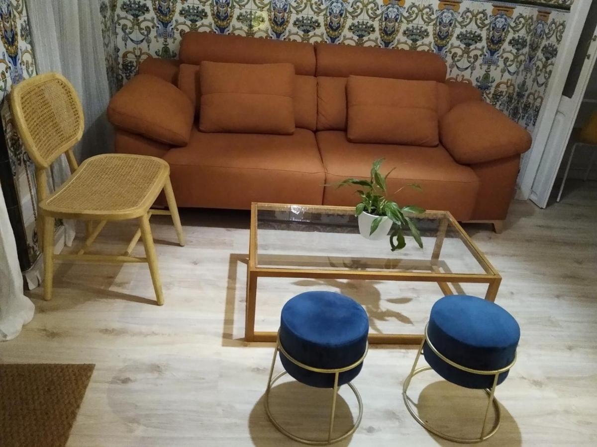 Casa Con Encanto Y Terraza Junto A La Playa Hébergement de vacances Valence