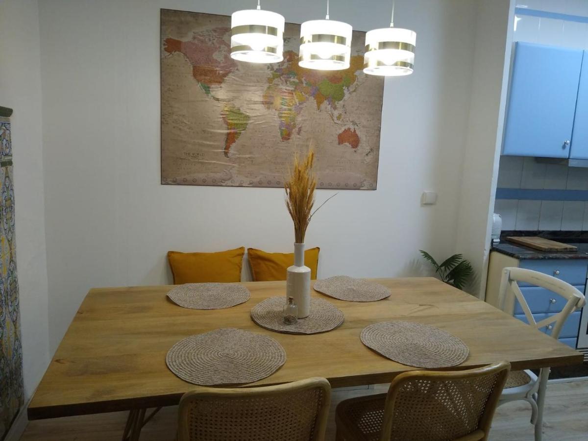 Casa Con Encanto Y Terraza Junto A La Playa Hébergement de vacances