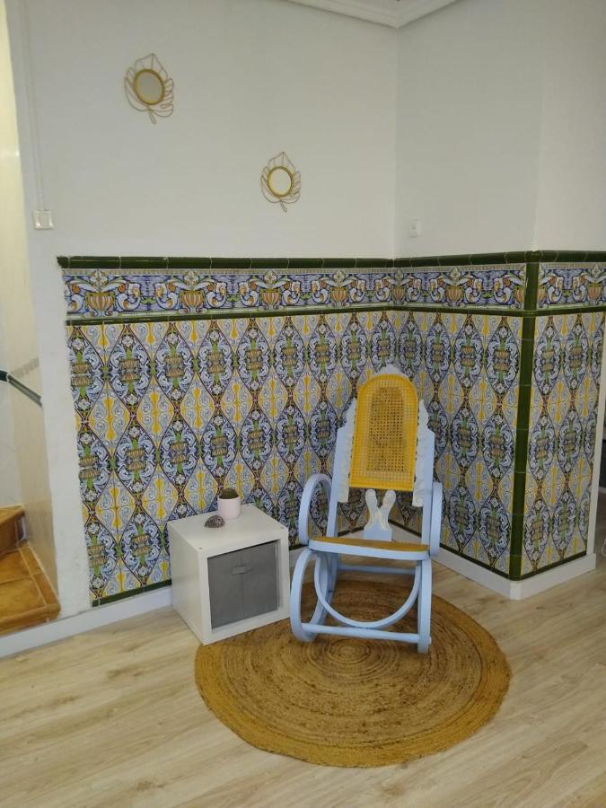 Casa Con Encanto Y Terraza Junto A La Playa Hébergement de vacances Valence
